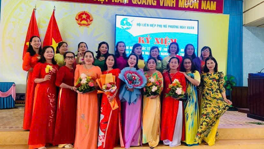 <a href="/tin-tuc/phu-nu" title="Phụ nữ" rel="dofollow">Tin Hội phụ nữ</a>