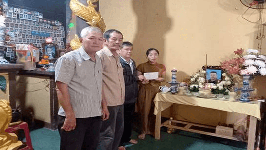 <a href="/tin-tuc/dan-van-doan-the" title="Dân vận - Đoàn thể" rel="dofollow">Tin từ các huyện, thị xã, thành phố</a>